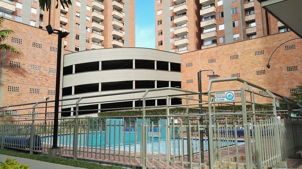 Torres De Patio Bonito 1608 Hotel Medellin Apartment